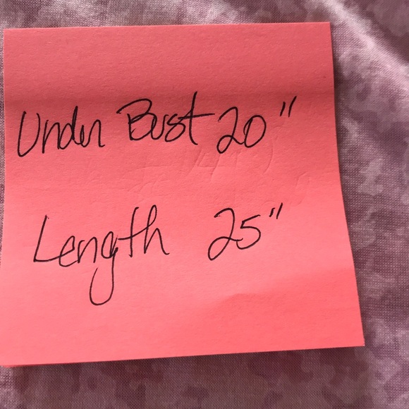 Tek Gear Essential pink marble short sleeve raglan t-shirt size medium - Picture 3 of 4